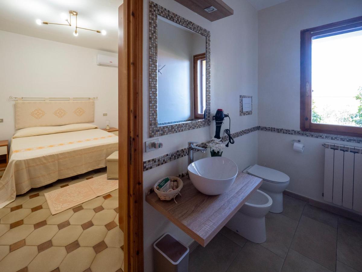 B&B Da Laura San Teodoro San Teodoro  Esterno foto